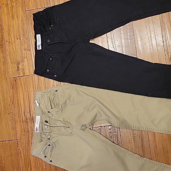 Levi's - Like New - lot of 2 - youth boys size 12 adjustable waist - Picture 3 of 3
